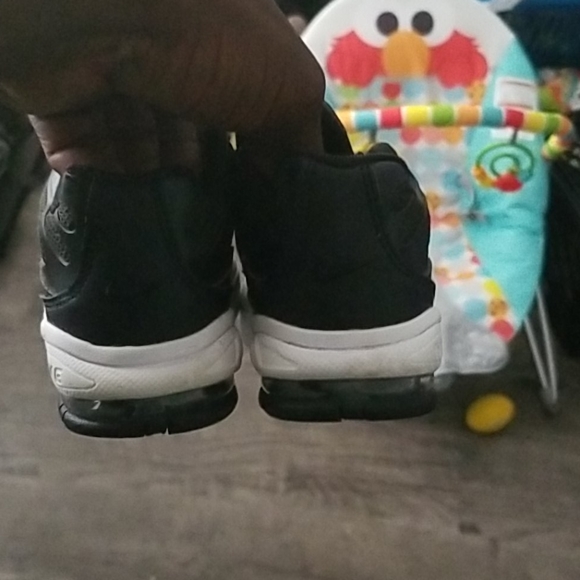 Shoes - Picture 3 of 3